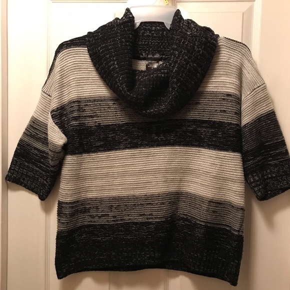 Cowl Neck Cropped Sweater - Picture 3 of 7